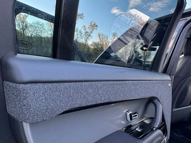 Чорний Ленд Ровер Range Rover Sport, об'ємом двигуна 3 л та пробігом 148 тис. км за 93333 $, фото 206 на Automoto.ua