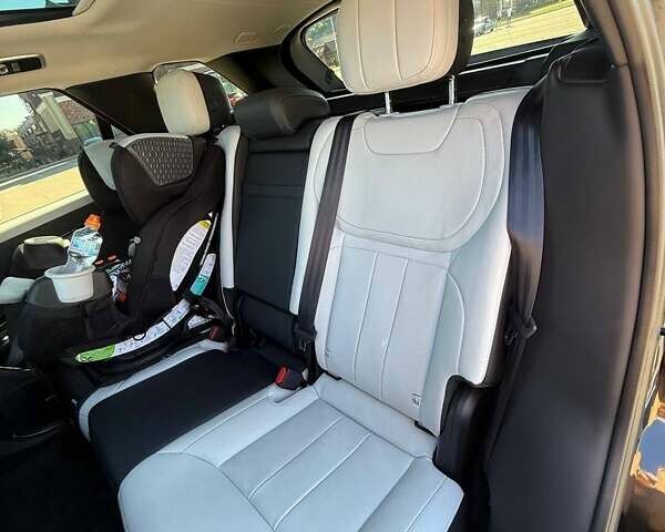 Чорний Ленд Ровер Range Rover Sport, об'ємом двигуна 3 л та пробігом 30 тис. км за 133000 $, фото 12 на Automoto.ua