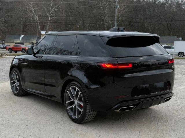 Чорний Ленд Ровер Range Rover Sport, об'ємом двигуна 3 л та пробігом 11 тис. км за 28000 $, фото 4 на Automoto.ua