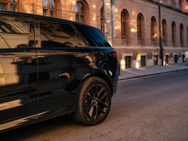 Чорний Ленд Ровер Range Rover Sport, об'ємом двигуна 3 л та пробігом 30 тис. км за 98999 $, фото 23 на Automoto.ua