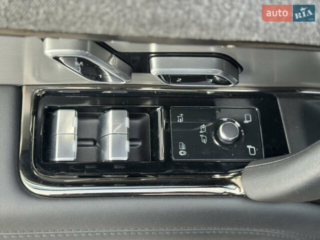 Черный Ленд Ровер Рендж Ровер Спорт, объемом двигателя 3 л и пробегом 41 тыс. км за 115000 $, фото 16 на Automoto.ua