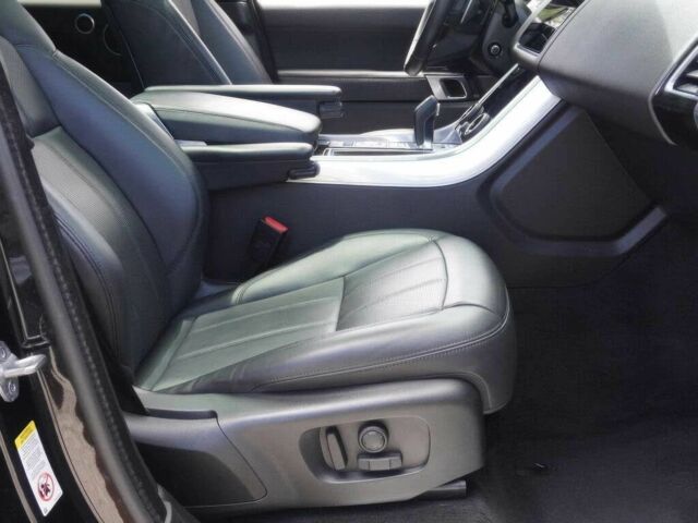 Чорний Ленд Ровер Range Rover Sport, об'ємом двигуна 3 л та пробігом 25 тис. км за 54950 $, фото 10 на Automoto.ua