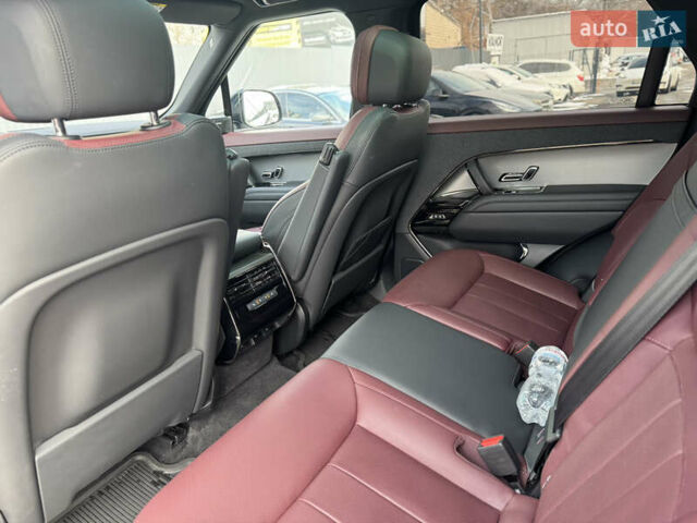 Черный Ленд Ровер Рендж Ровер Спорт, объемом двигателя 3 л и пробегом 41 тыс. км за 115000 $, фото 27 на Automoto.ua