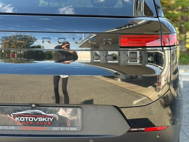 Чорний Ленд Ровер Range Rover Sport, об'ємом двигуна 3 л та пробігом 19 тис. км за 100000 $, фото 17 на Automoto.ua