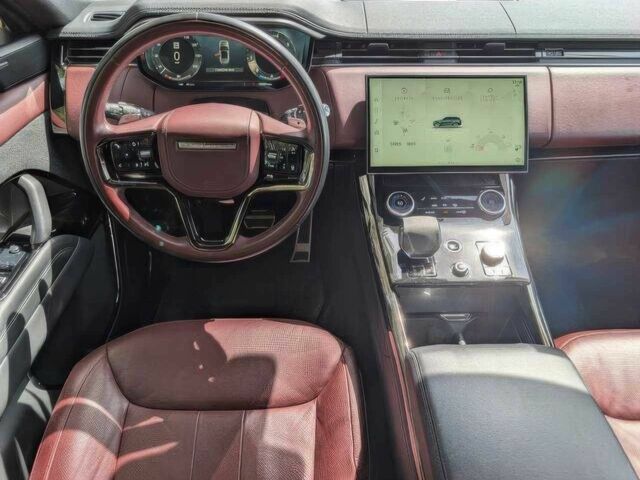Чорний Ленд Ровер Range Rover Sport, об'ємом двигуна 3 л та пробігом 24 тис. км за 54950 $, фото 5 на Automoto.ua
