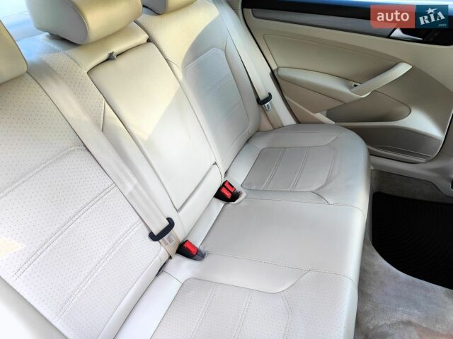 Чорний Ленд Ровер Range Rover Sport, об'ємом двигуна 3 л та пробігом 39 тис. км за 123222 $, фото 165 на Automoto.ua