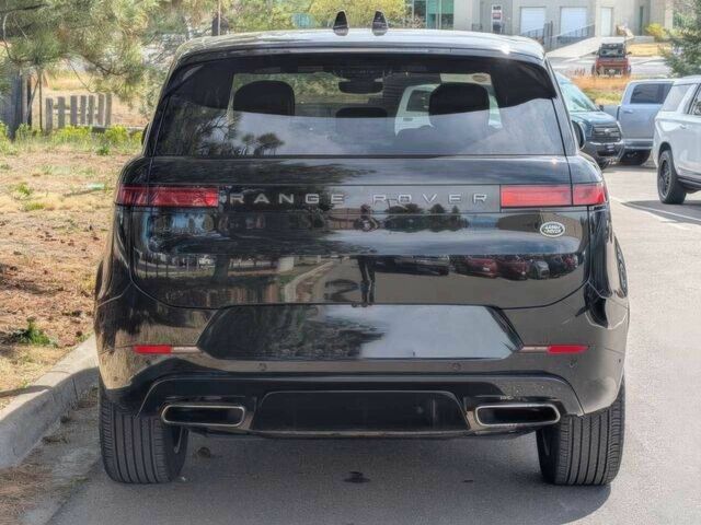 Чорний Ленд Ровер Range Rover Sport, об'ємом двигуна 3 л та пробігом 24 тис. км за 54950 $, фото 4 на Automoto.ua