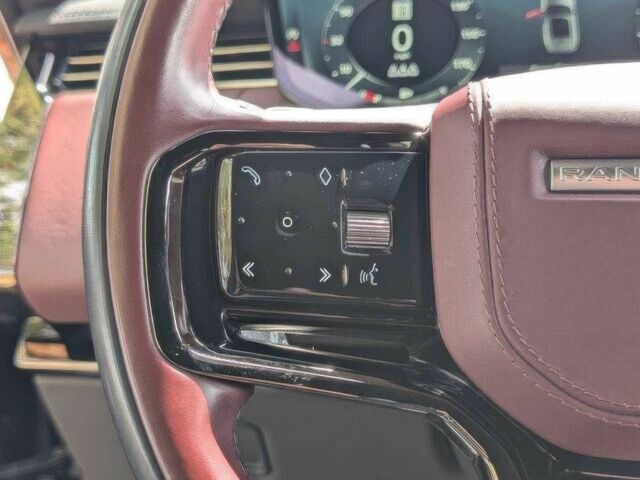 Чорний Ленд Ровер Range Rover Sport, об'ємом двигуна 3 л та пробігом 24 тис. км за 54950 $, фото 7 на Automoto.ua