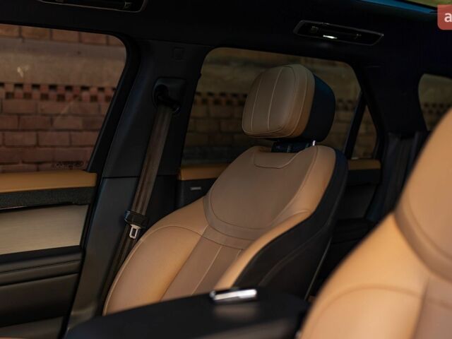 Чорний Ленд Ровер Range Rover Sport, об'ємом двигуна 3 л та пробігом 30 тис. км за 98999 $, фото 77 на Automoto.ua