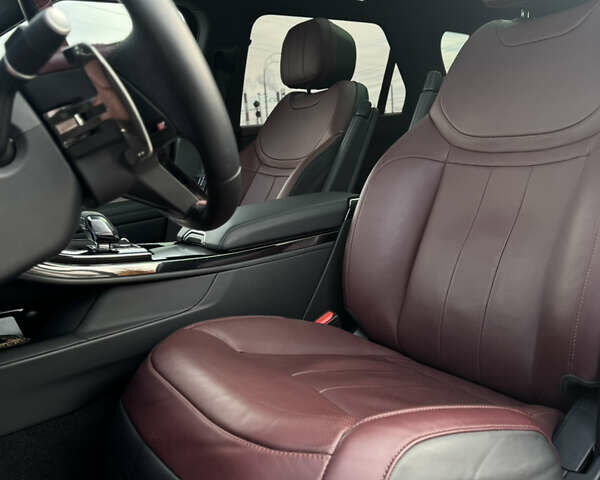 Черный Ленд Ровер Рендж Ровер Спорт, объемом двигателя 3 л и пробегом 41 тыс. км за 115000 $, фото 18 на Automoto.ua