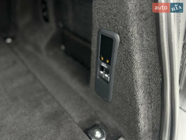 Чорний Ленд Ровер Range Rover Sport, об'ємом двигуна 3 л та пробігом 18 тис. км за 159000 $, фото 31 на Automoto.ua