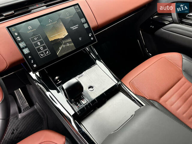 Черный Ленд Ровер Рендж Ровер Спорт, объемом двигателя 4.39 л и пробегом 11 тыс. км за 250000 $, фото 12 на Automoto.ua