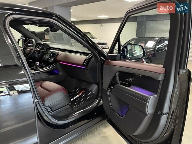 Чорний Ленд Ровер Range Rover Sport, об'ємом двигуна 3 л та пробігом 8 тис. км за 155700 $, фото 54 на Automoto.ua