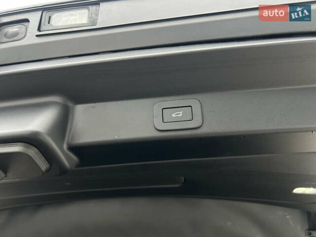 Чорний Ленд Ровер Range Rover Sport, об'ємом двигуна 3 л та пробігом 18 тис. км за 159000 $, фото 32 на Automoto.ua