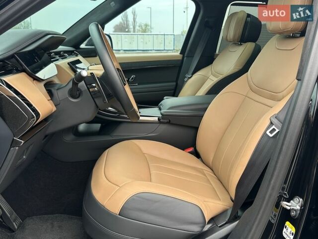 Чорний Ленд Ровер Range Rover Sport, об'ємом двигуна 4.39 л та пробігом 25 тис. км за 163611 $, фото 13 на Automoto.ua