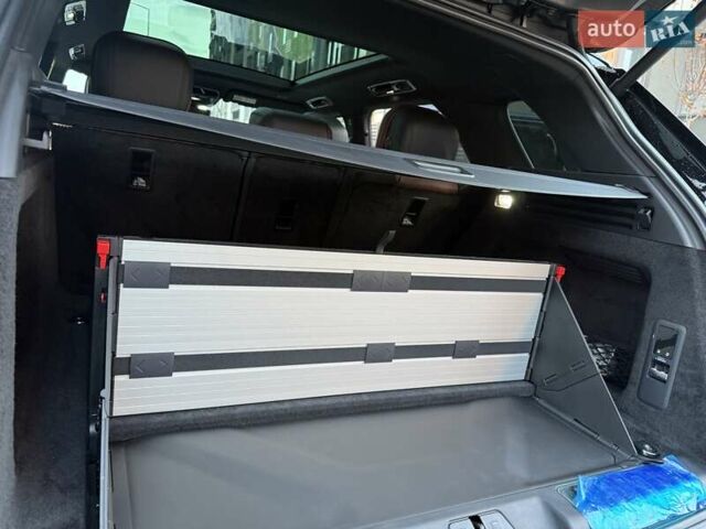 Черный Ленд Ровер Рендж Ровер Спорт, объемом двигателя 3 л и пробегом 29 тыс. км за 155222 $, фото 16 на Automoto.ua