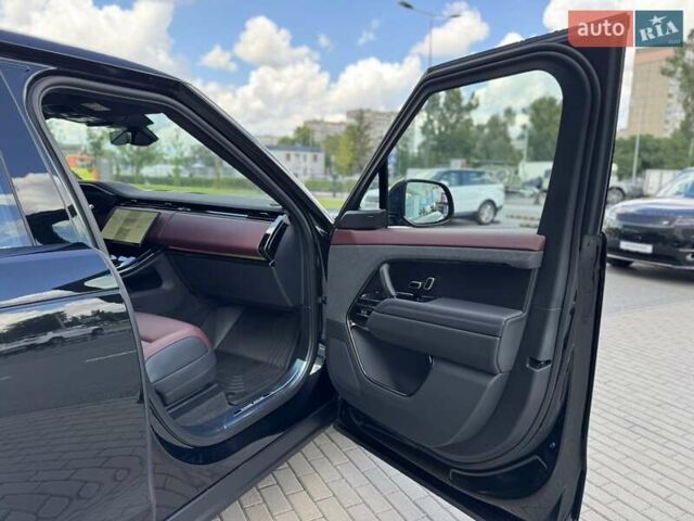 Черный Ленд Ровер Рендж Ровер Спорт, объемом двигателя 3 л и пробегом 6 тыс. км за 130254 $, фото 3 на Automoto.ua