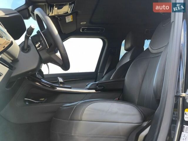 Чорний Ленд Ровер Range Rover Sport, об'ємом двигуна 3 л та пробігом 19 тис. км за 133000 $, фото 17 на Automoto.ua