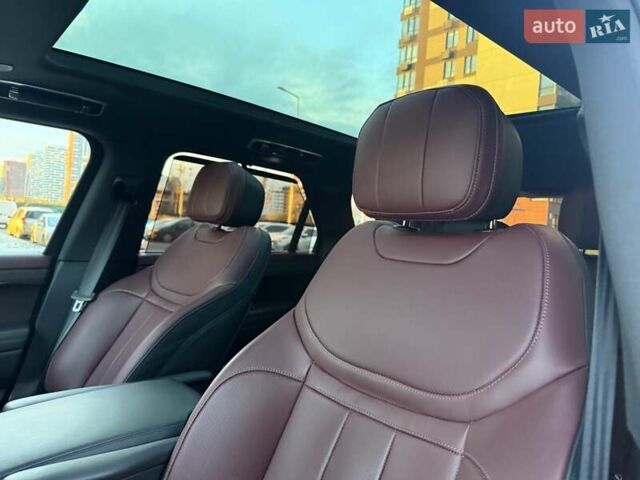 Черный Ленд Ровер Рендж Ровер Спорт, объемом двигателя 3 л и пробегом 29 тыс. км за 155222 $, фото 33 на Automoto.ua