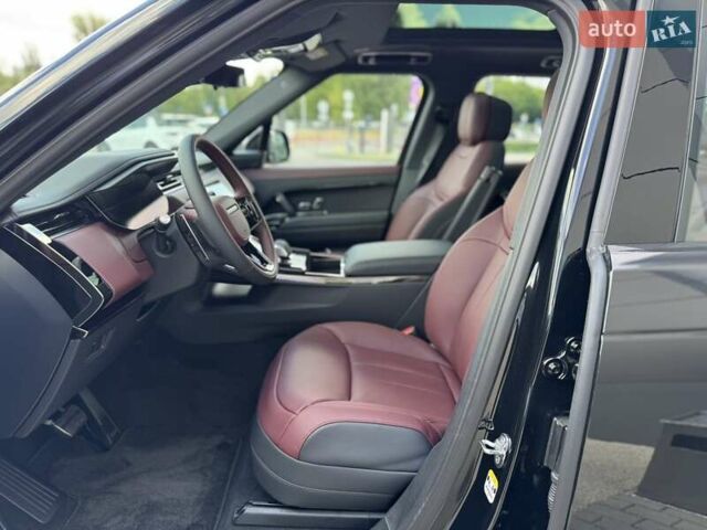 Черный Ленд Ровер Рендж Ровер Спорт, объемом двигателя 3 л и пробегом 3 тыс. км за 150498 $, фото 16 на Automoto.ua