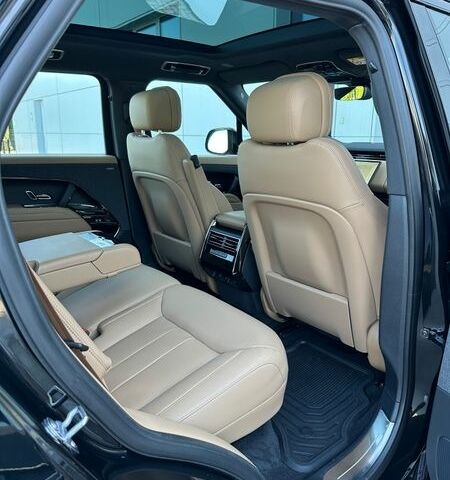 Чорний Ленд Ровер Range Rover Sport, об'ємом двигуна 3 л та пробігом 8 тис. км за 125500 $, фото 25 на Automoto.ua