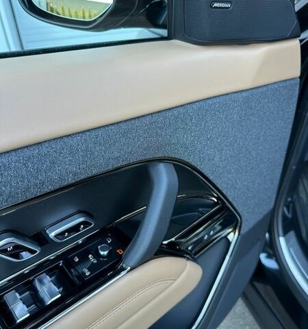 Чорний Ленд Ровер Range Rover Sport, об'ємом двигуна 3 л та пробігом 8 тис. км за 125500 $, фото 12 на Automoto.ua