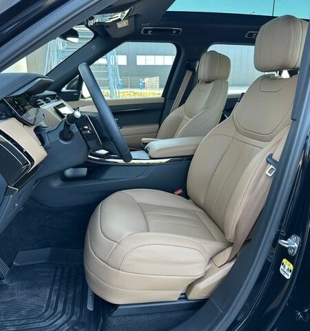 Чорний Ленд Ровер Range Rover Sport, об'ємом двигуна 3 л та пробігом 8 тис. км за 125500 $, фото 13 на Automoto.ua