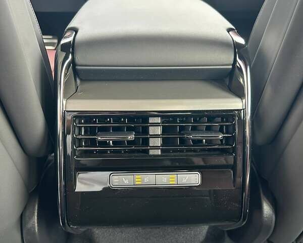 Ленд Ровер Range Rover Sport 2025 у Києві на Automoto.ua Чорний Ленд Ровер Range Rover Sport, об'ємом двигуна 3 л та пробігом 11 тис. км за 128159 $, фото 18 на Automoto.ua