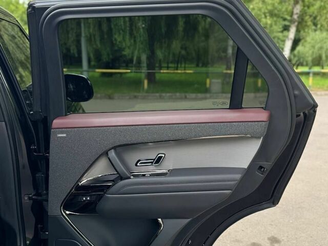 Чорний Ленд Ровер Range Rover Sport, об'ємом двигуна 3 л та пробігом 26 тис. км за 90000 $, фото 48 на Automoto.ua