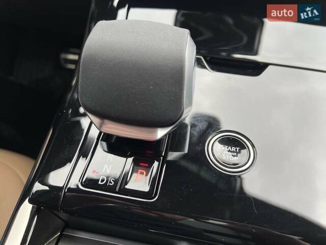 Чорний Ленд Ровер Range Rover Sport, об'ємом двигуна 3 л та пробігом 5 тис. км за 158533 $, фото 24 на Automoto.ua