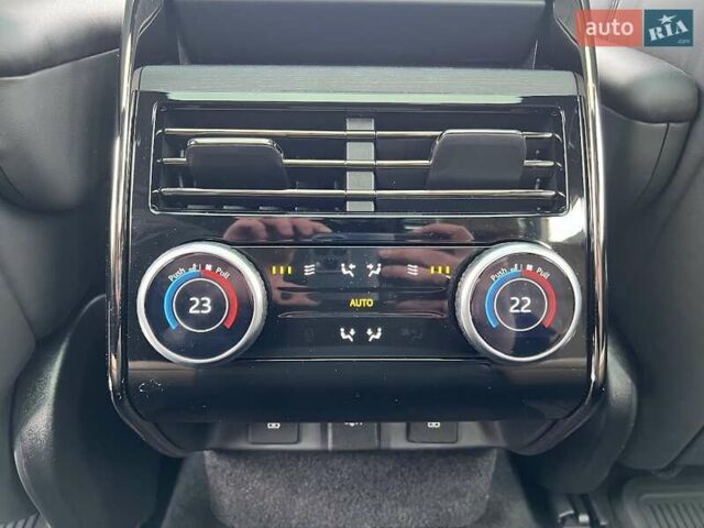 Чорний Ленд Ровер Range Rover Sport, об'ємом двигуна 3 л та пробігом 5 тис. км за 164230 $, фото 27 на Automoto.ua