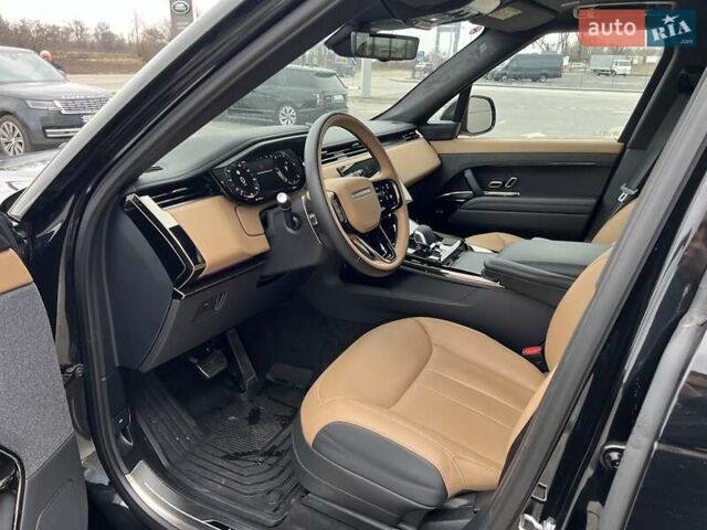 Чорний Ленд Ровер Range Rover Sport, об'ємом двигуна 3 л та пробігом 5 тис. км за 158533 $, фото 8 на Automoto.ua