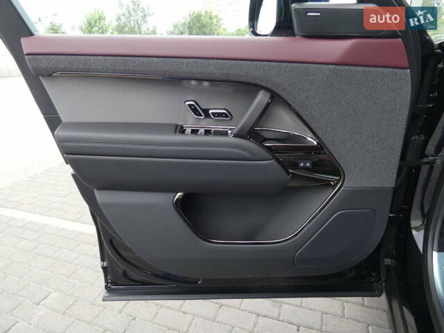 Чорний Ленд Ровер Range Rover Sport, об'ємом двигуна 3 л та пробігом 10 тис. км за 127391 $, фото 8 на Automoto.ua
