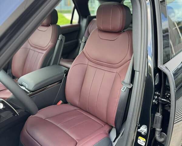 Черный Ленд Ровер Рендж Ровер Спорт, объемом двигателя 3 л и пробегом 5 тыс. км за 151776 $, фото 14 на Automoto.ua