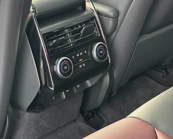 Черный Ленд Ровер Рендж Ровер Спорт, объемом двигателя 3 л и пробегом 9 тыс. км за 166978 $, фото 21 на Automoto.ua