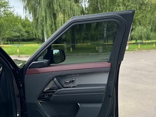 Чорний Ленд Ровер Range Rover Sport, об'ємом двигуна 3 л та пробігом 26 тис. км за 90000 $, фото 46 на Automoto.ua