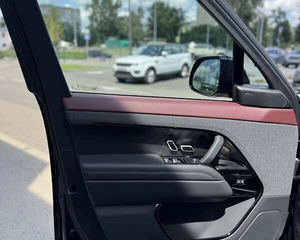 Черный Ленд Ровер Рендж Ровер Спорт, объемом двигателя 3 л и пробегом 6 тыс. км за 130254 $, фото 6 на Automoto.ua