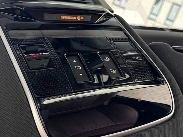 Чорний Ленд Ровер Range Rover Sport, об'ємом двигуна 3 л та пробігом 24 тис. км за 90000 $, фото 62 на Automoto.ua