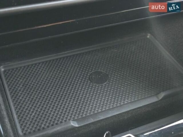 Чорний Ленд Ровер Range Rover Sport, об'ємом двигуна 3 л та пробігом 19 тис. км за 133000 $, фото 32 на Automoto.ua