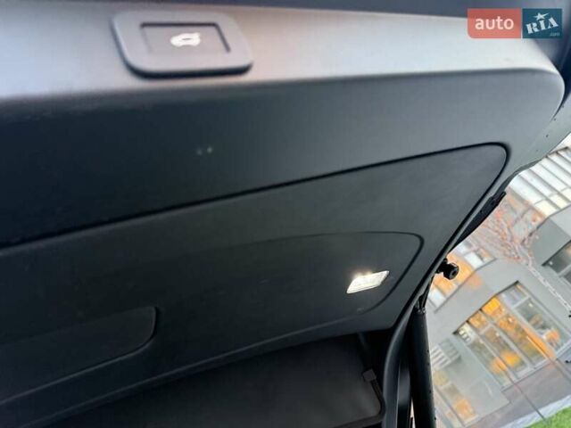 Черный Ленд Ровер Рендж Ровер Спорт, объемом двигателя 3 л и пробегом 27 тыс. км за 145555 $, фото 170 на Automoto.ua