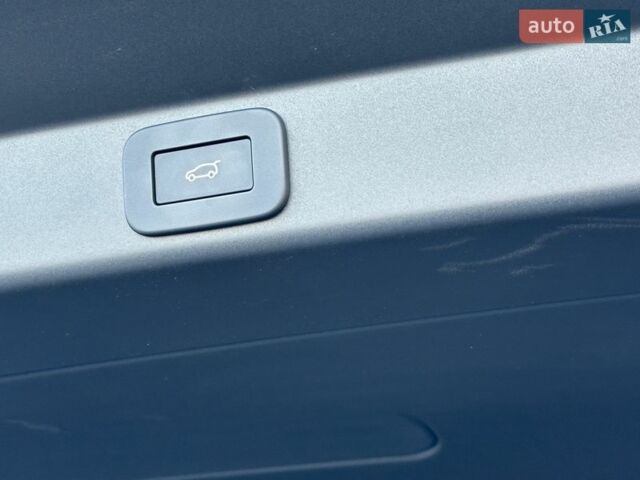 Чорний Ленд Ровер Range Rover Sport, об'ємом двигуна 3 л та пробігом 8 тис. км за 125500 $, фото 32 на Automoto.ua