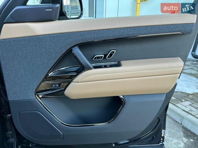Чорний Ленд Ровер Range Rover Sport, об'ємом двигуна 3 л та пробігом 8 тис. км за 125500 $, фото 29 на Automoto.ua