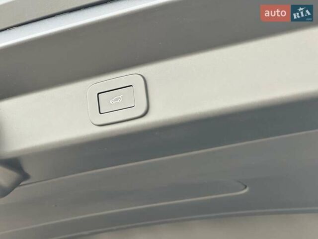 Черный Ленд Ровер Рендж Ровер Спорт, объемом двигателя 3 л и пробегом 9 тыс. км за 166978 $, фото 32 на Automoto.ua