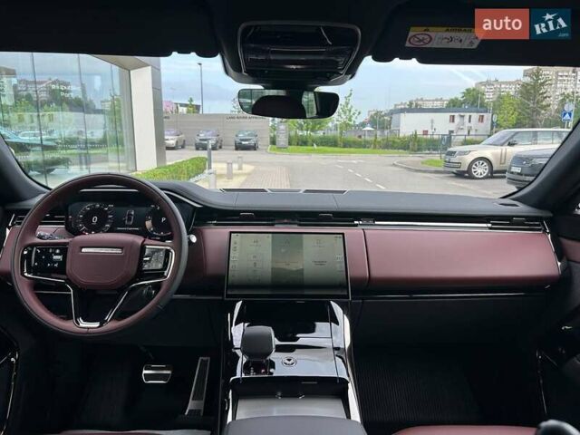 Ленд Ровер Range Rover Sport 2025 у Києві на Automoto.ua Чорний Ленд Ровер Range Rover Sport, об'ємом двигуна 3 л та пробігом 11 тис. км за 128159 $, фото 19 на Automoto.ua