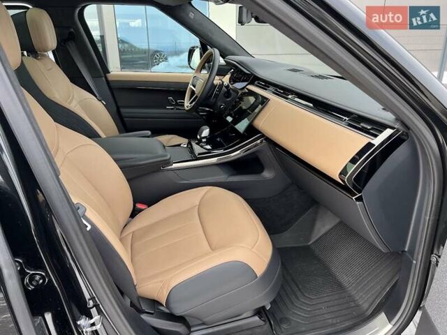 Чорний Ленд Ровер Range Rover Sport, об'ємом двигуна 3 л та пробігом 5 тис. км за 164230 $, фото 32 на Automoto.ua