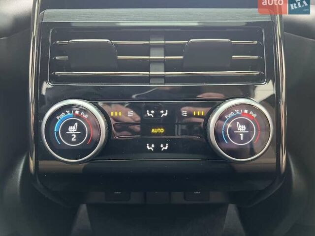 Чорний Ленд Ровер Range Rover Sport, об'ємом двигуна 3 л та пробігом 5 тис. км за 158533 $, фото 34 на Automoto.ua