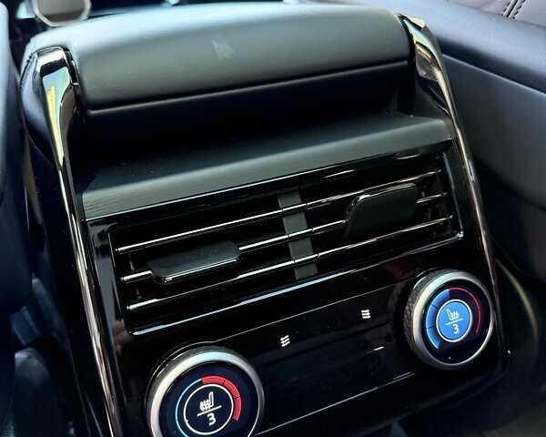 Черный Ленд Ровер Рендж Ровер Спорт, объемом двигателя 3 л и пробегом 27 тыс. км за 145555 $, фото 41 на Automoto.ua