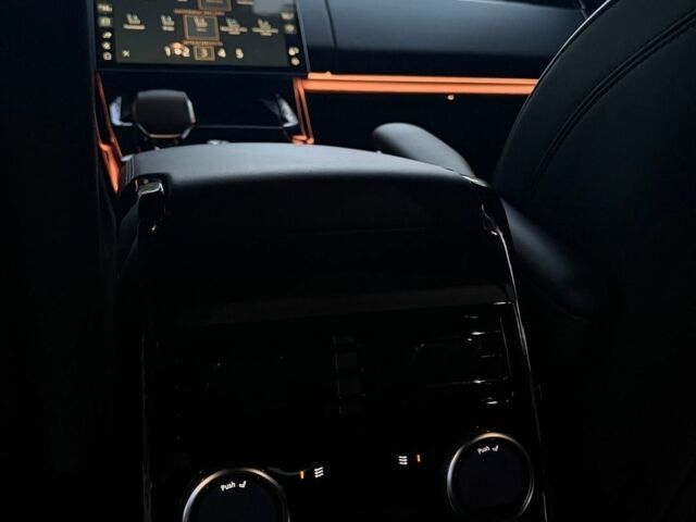 Чорний Ленд Ровер Range Rover Sport, об'ємом двигуна 3 л та пробігом 3 тис. км за 163200 $, фото 29 на Automoto.ua