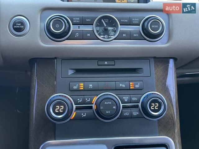 Ленд Ровер Рендж Ровер Спорт 2009 в Киеве на Automoto.ua Коричневый Ленд Ровер Рендж Ровер Спорт, объемом двигателя 5 л и пробегом 200 тыс. км за 12999 $, фото 42 на Automoto.ua