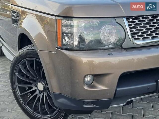 Коричневый Ленд Ровер Рендж Ровер Спорт, объемом двигателя 3 л и пробегом 239 тыс. км за 15799 $, фото 7 на Automoto.ua